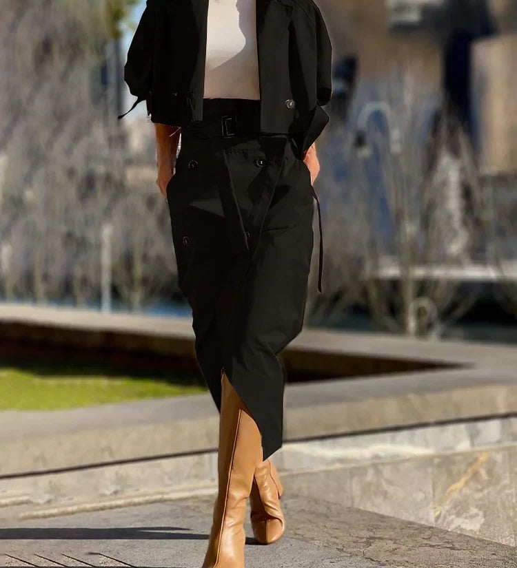 Elegante conjunto de duas peças com casaco e saia