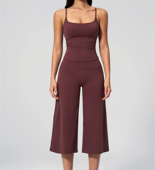 Nexus - Conjunto Completo de Top de Alças e Calções de Perna Larga para Mulher
