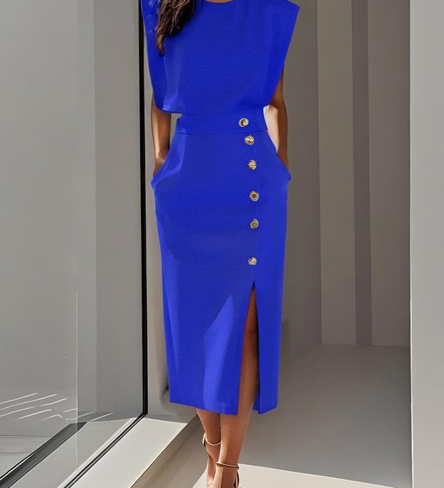 Aina - Vestido midi liso com fenda de botões e decote redondo