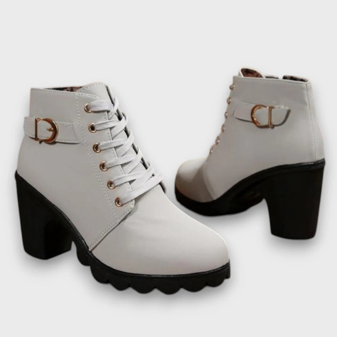 Lorena™| Botins em Imitação de Couro | Edição Premium