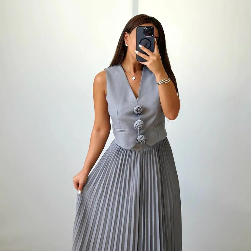 Rosaire | Conjunto com Colete Floral e Saia Plissada